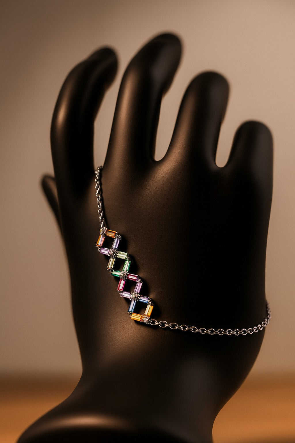 "Exquisite Silver Chain Bracelet with Multicolor Geometric Diamond-Shaped Links"