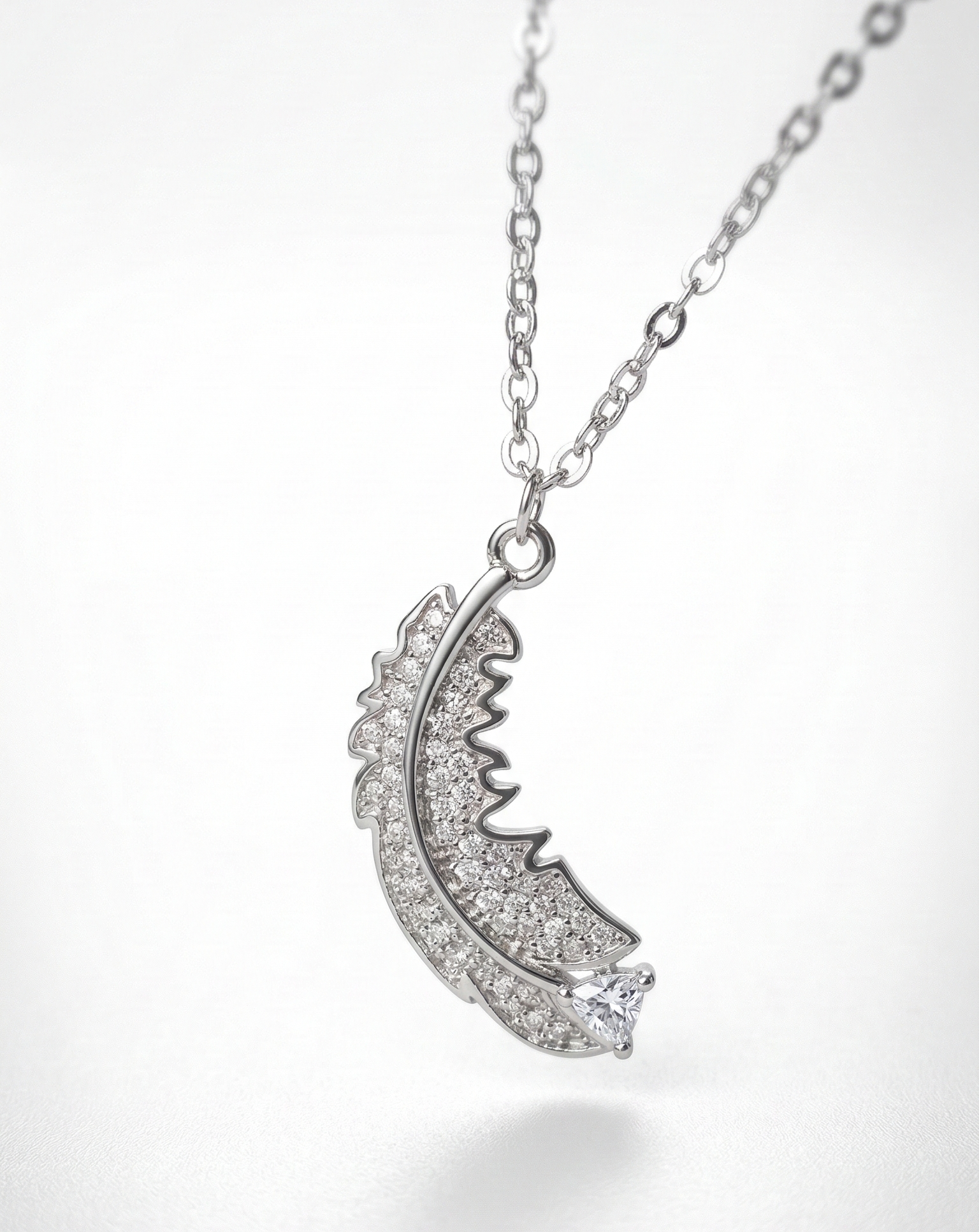Elegant Crystal Feather Pendant Necklace – Silver Sparkling Feather Jewelry for Women