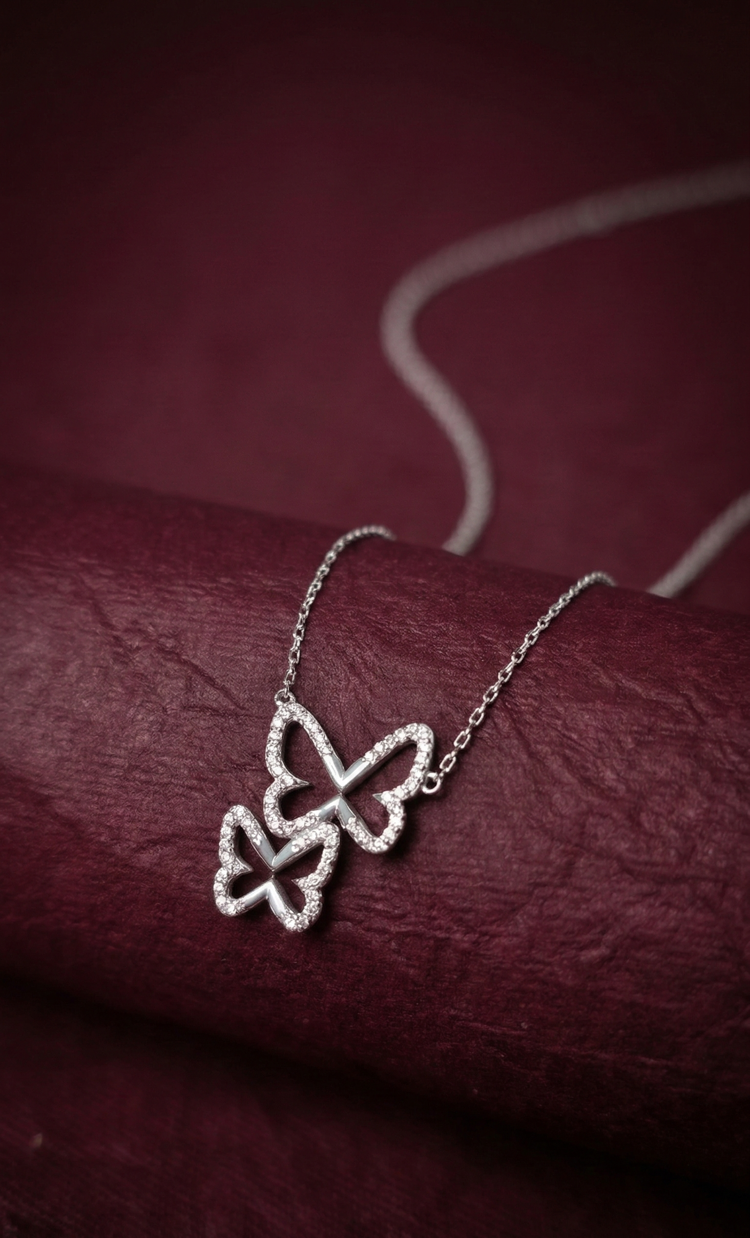 Elegant Double Butterfly Crystal Pendant Necklace – Silver Fashion Necklace for Women