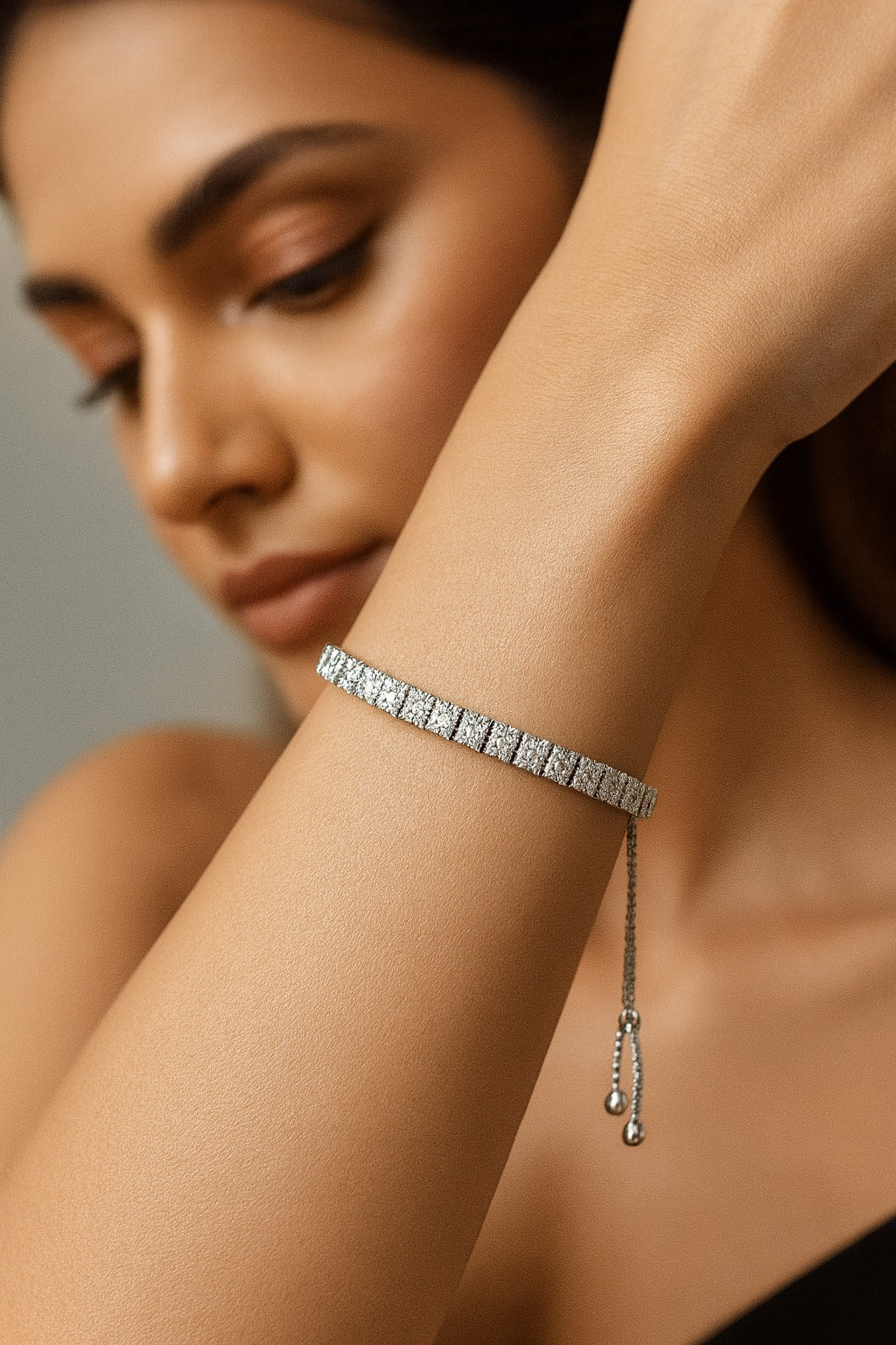 "Elegant 925 Sterling Silver Bracelet with Sparkling square - cut Diamond style design for Timeless Style"